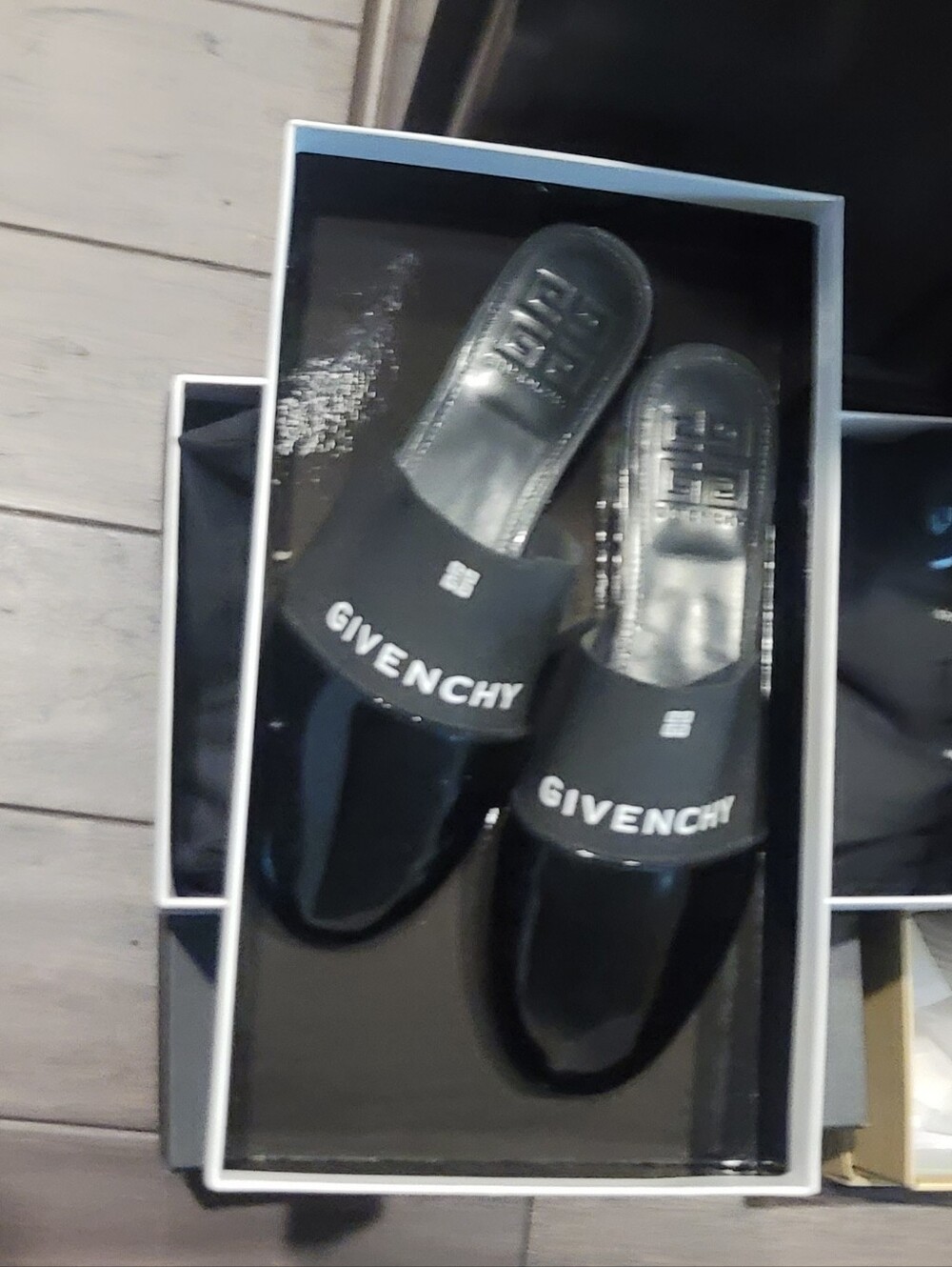 Givenchy Black Logo Band Womens Sixe  8 Slide Sandals